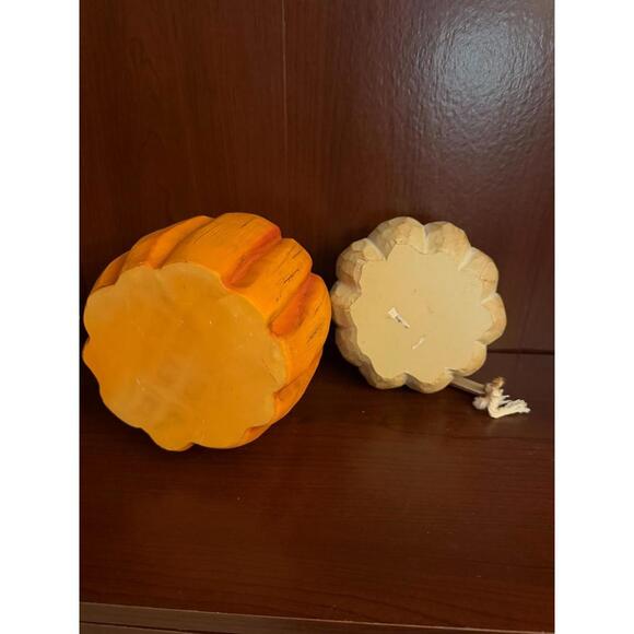 Fall Pumpkins - Picture 4 of 9